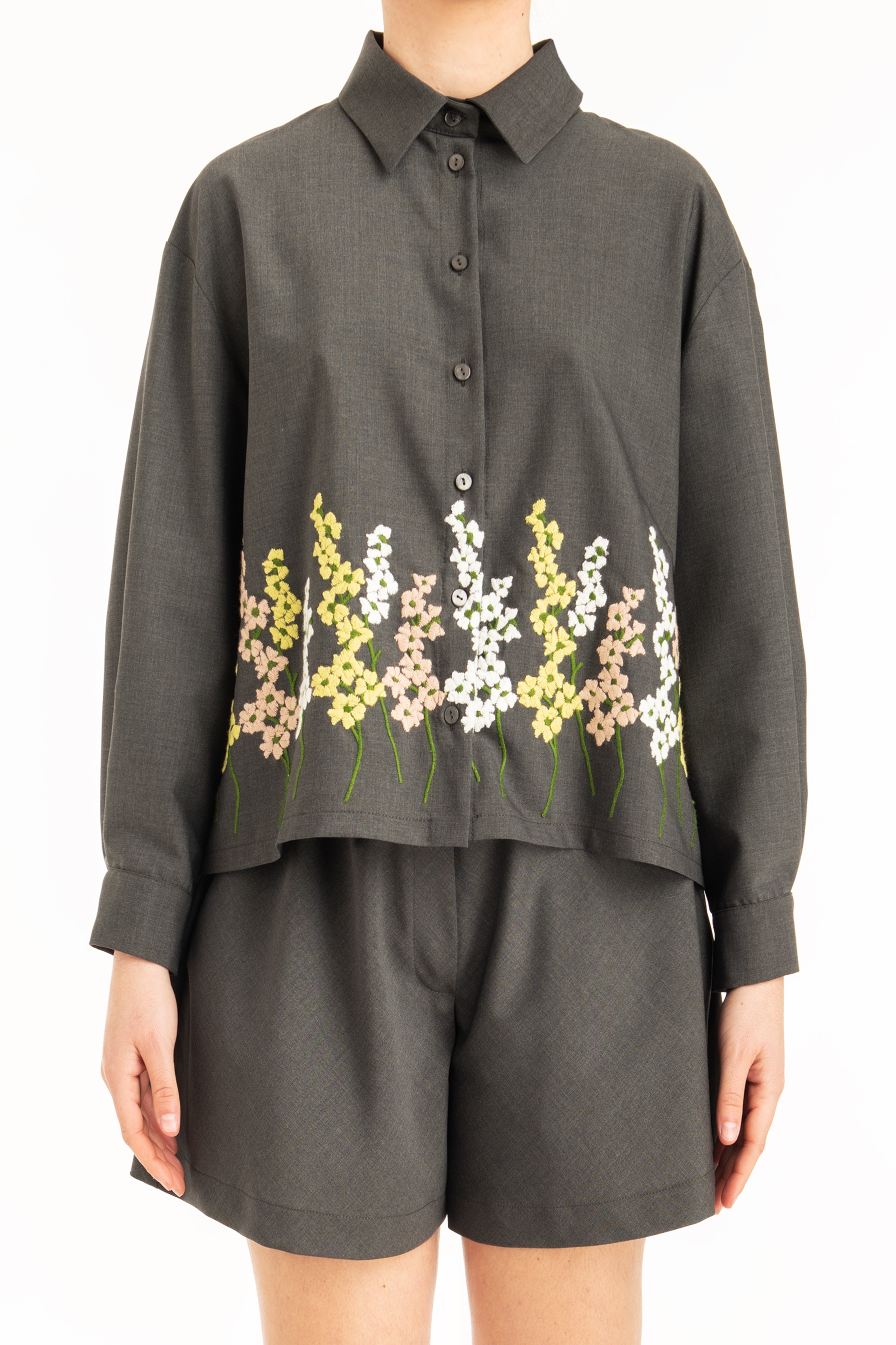 Camicia donna misto lana con ricami floreali
